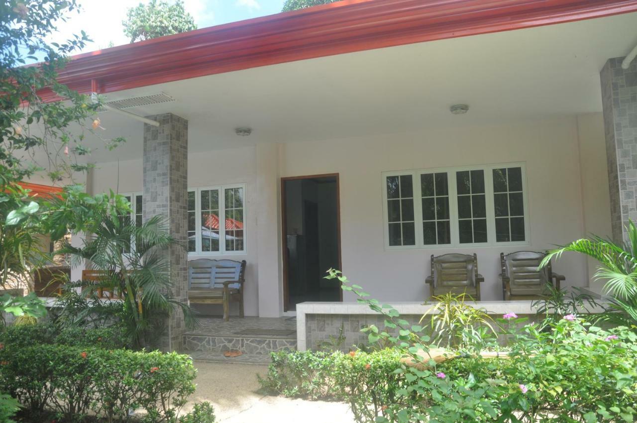 Bungalow di 100 m² con 2 camera Dipolog Esterno foto