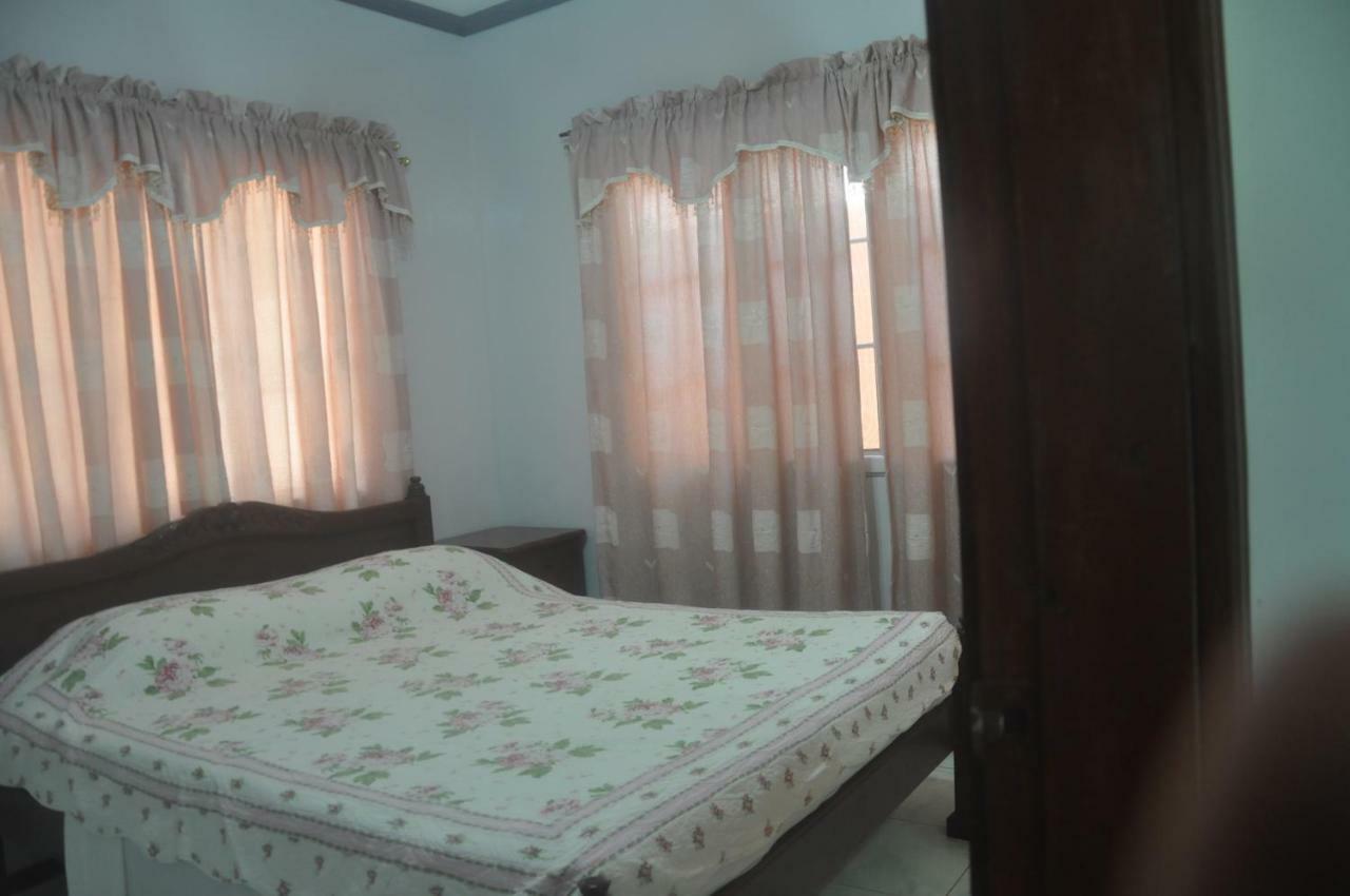 Bungalow di 100 m² con 2 camera Dipolog Esterno foto